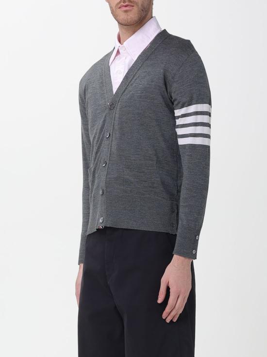 26SS 톰브라운 4바 서스테이너블 파인 메리노 울 클래식 가디건 MKC002AY1014 038 Grey - THOM BROWNE