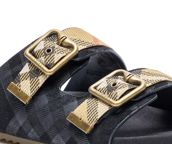 26SS 버버리 샌들 8118890 A1189 Black - BURBERRY