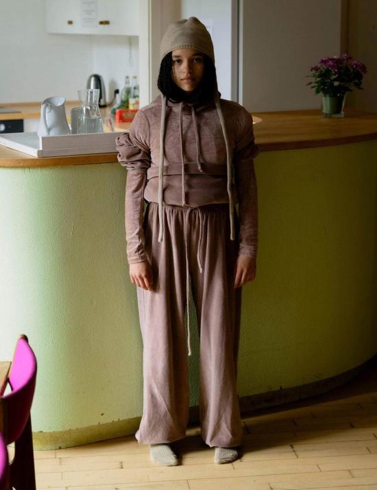  베이스레인지 스웨터 Baserange 림 라글란 후디 Tecto 브라운 - BASERANGE