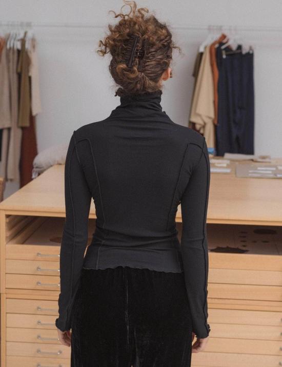  베이스레인지 터틀넥 오마토 - BASERANGE