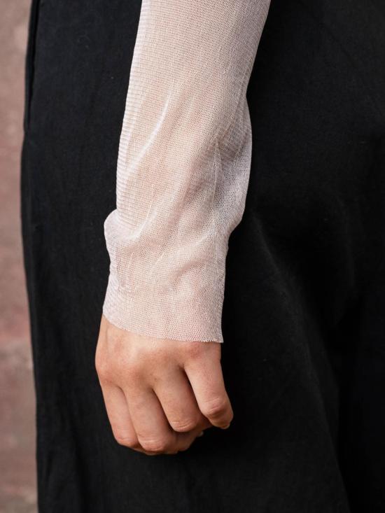  Sula Clothing LTD. 반팔 티셔츠 술라 클로딩(Sula Clothing Ltd.) 슬래시넥 실크 튤 티셔츠 - OTHER BRANDS