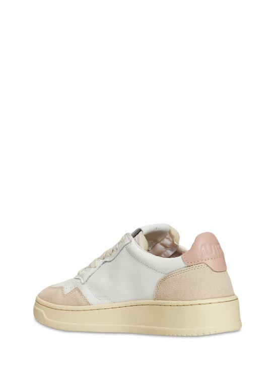 26SS 오트리 메달리스트 로우 레더 스니커즈 AULW LS37 White - AUTRY