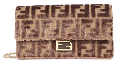 25FW 펜디 바게트 체인 지갑 8M0498AT14 F0L1B CHOCOLATE