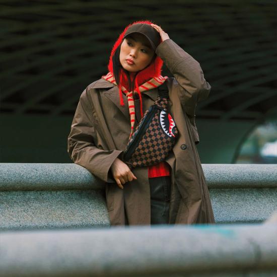 26SS 스프레이그라운드 크로스백 910B8240NSZ BROWN - SPRAYGROUND