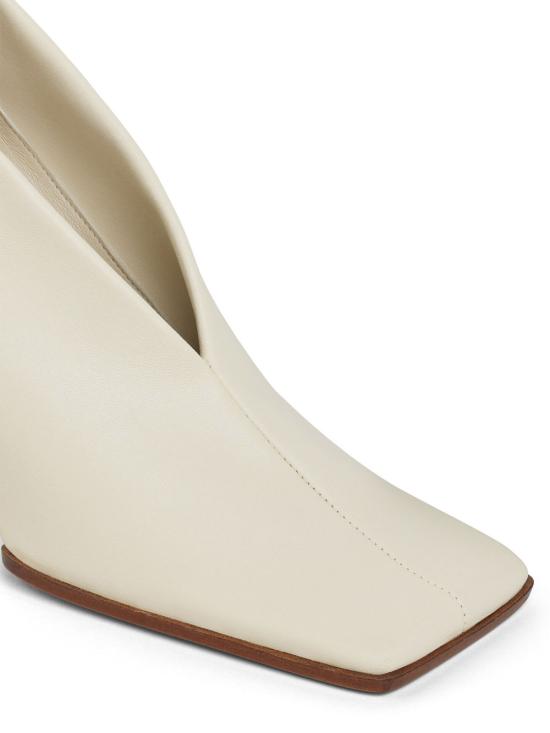 26SS 알라이아 힐/펌프스 AA3E1020I106 055 ARGILLE - ALAIA