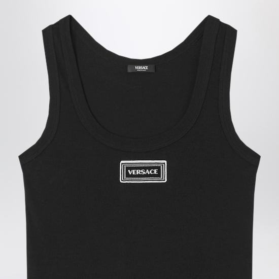 26SS 베르사체 로고 패피 리브드 스트레치 코튼 탱크탑 10232101A17222 Black - VERSACE