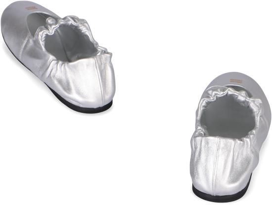 26SS 미우미우 플랫 슈즈 5F340EFD005X20 F0118 SILVER - MIU MIU