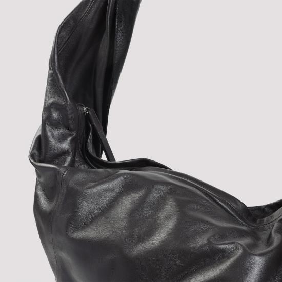 25FW 르메르 샤이니 나파 레더 스카프 백 BG0157 LL0075MU096 BLACK - LEMAIRE