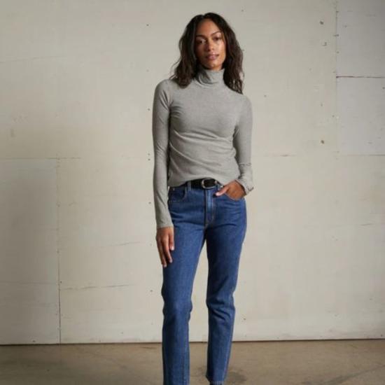  퍼펙트 화이트 티 긴팔 티셔츠 신디 터틀넥 탑 - PERFECT WHITE TEE