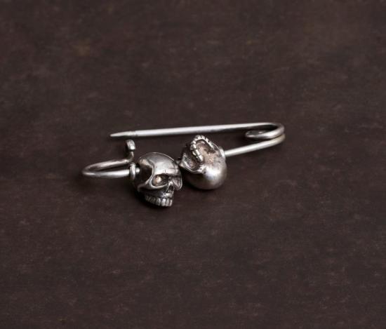  베르크슈타트 뮌헨 네크리스 Werkstatt 뮌헨 핀 / 두 개의 해골 목걸이 - WERKSTATT MUNCHEN