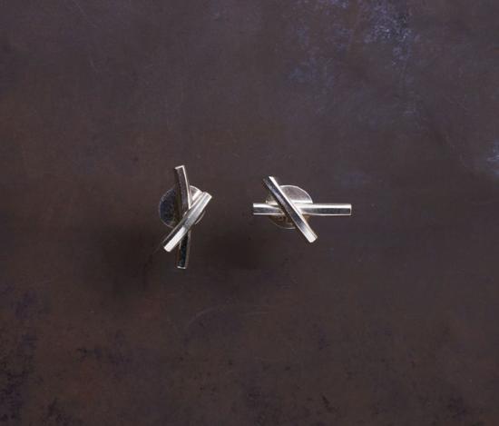  베르크슈타트 뮌헨 이어링 Werkstatt Munchen 스터드/임브레이스 귀걸이