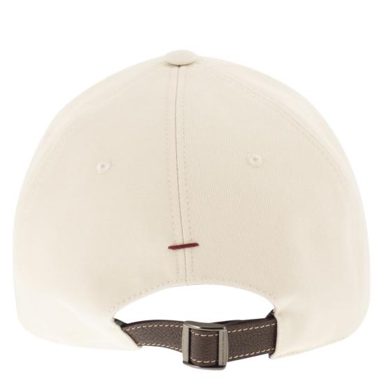 26SS 브루넬로 쿠치넬리 로고 자수 베이스볼 캡 M252D9850 WHITE - BRUNELLO CUCINELLI
