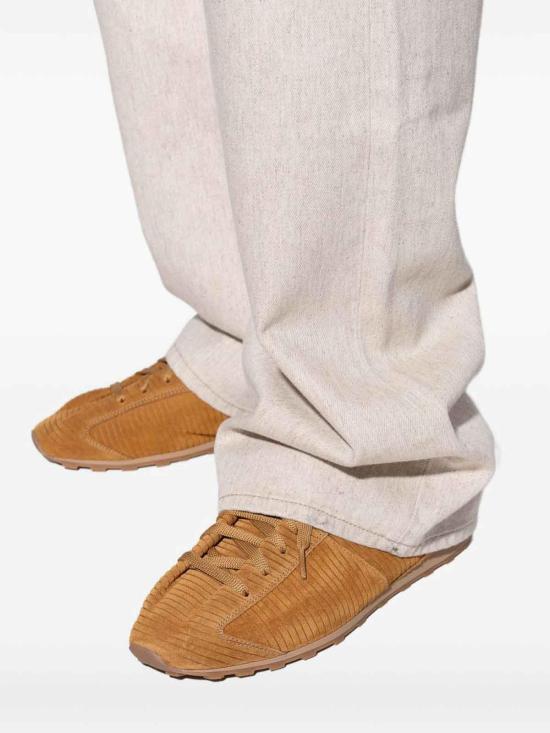 25FW 자크뮈스 스니커즈 FOM00175AC40A01830 Camel - JACQUEMUS