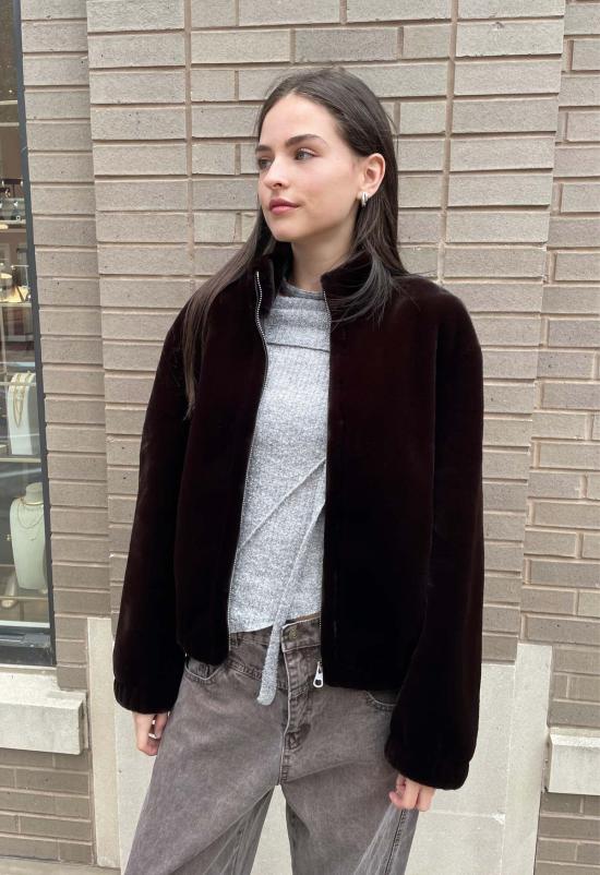  더 엔케이씨 스토어 봄버 자켓 NKC 스토어 초콜릿색 인조 모피 봄버 재킷 - The NKC Store