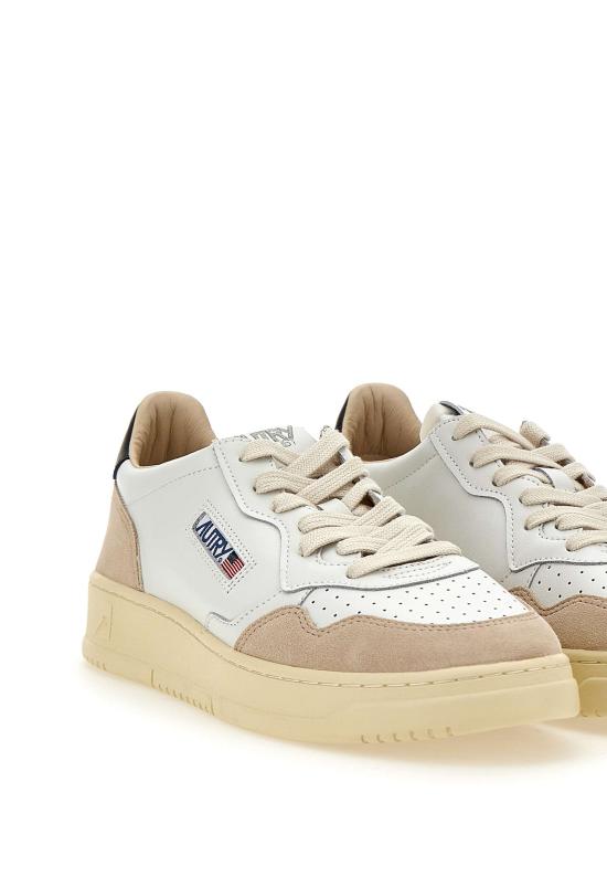 24FW 오트리 MEDALIST 메달리스트 로우탑 스니커즈 AULM LS21 White - AUTRY