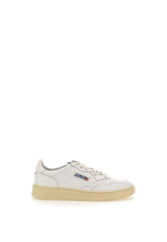 26SS 오트리 메달리스트 로우 스니커즈 AULM LL15 White