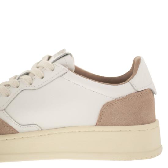 26SS 오트리 스니커즈 AULW WHITE BEIGE - AUTRY