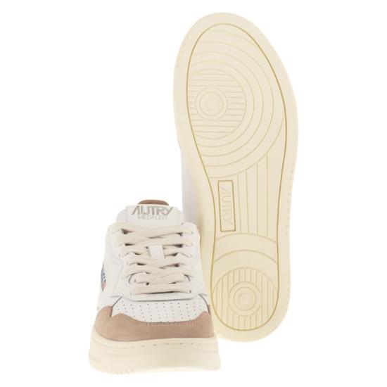26SS 오트리 스니커즈 AULW WHITE BEIGE - AUTRY
