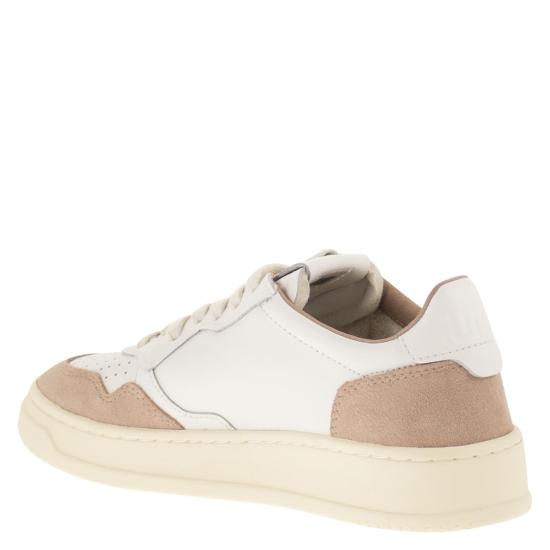 26SS 오트리 스니커즈 AULW WHITE BEIGE - AUTRY