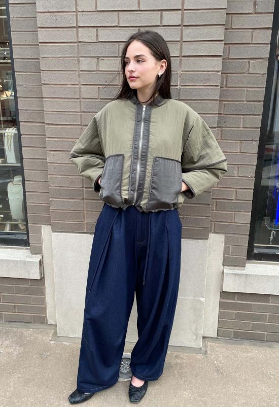  더 엔케이씨 스토어 봄버 자켓 NKC 스토어 베니 재킷 - The NKC Store