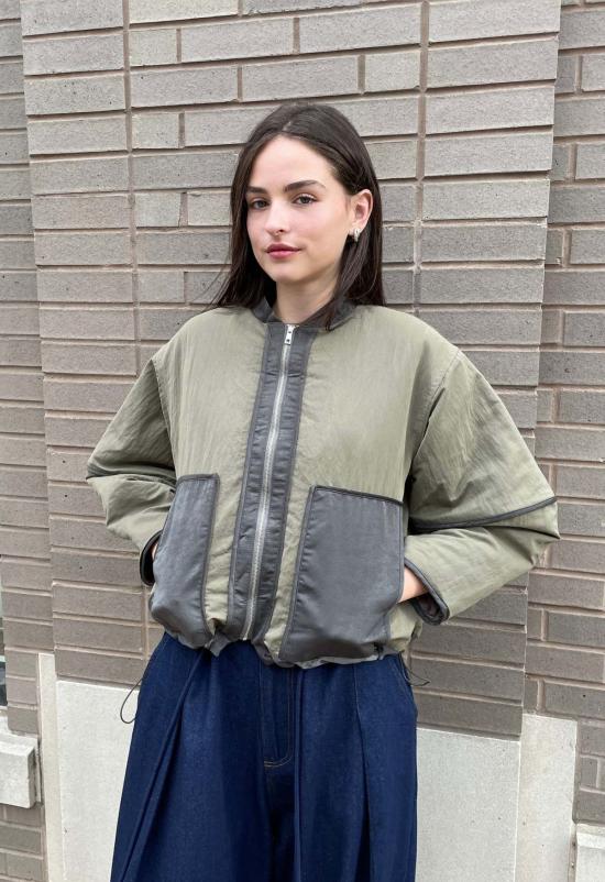  더 엔케이씨 스토어 봄버 자켓 NKC 스토어 베니 재킷 - The NKC Store