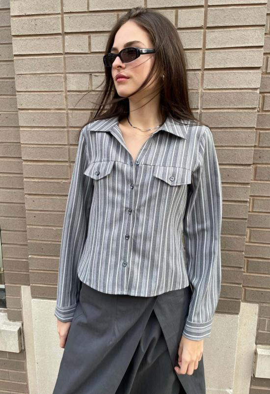  더 엔케이씨 스토어 블라우스 NKC 스토어 그레이슨 버튼업 탑 - The NKC Store