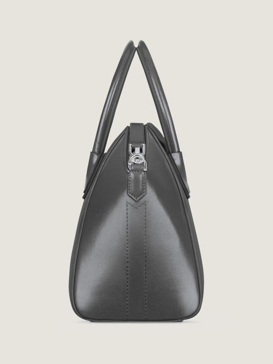 26SS 지방시 레더 스몰 안티고나 백 BB5149B00D021 GREY - GIVENCHY