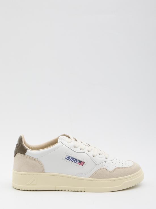 26SS 오트리 메달리스트 로우 스니커즈 AULMLS15 WHITE