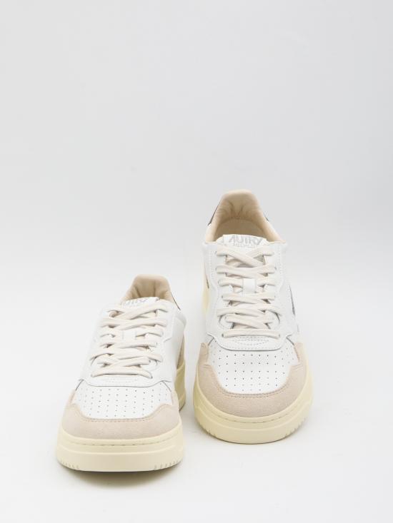 26SS 오트리 메달리스트 로우 스니커즈 AULMLS15 WHITE - AUTRY