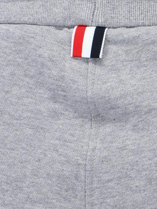 26SS 톰브라운 클래식 루프백 4바 스웨트쇼츠 MJQ012H 00535068 Grey - THOM BROWNE