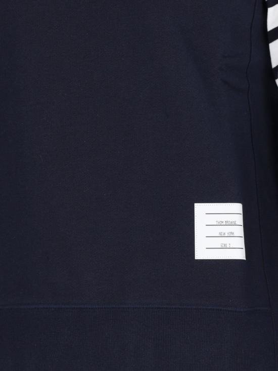 26SS 톰브라운 로고 패치 엔지니어드 4바 스웨트셔츠 MJT021H 00535461 Blue - THOM BROWNE
