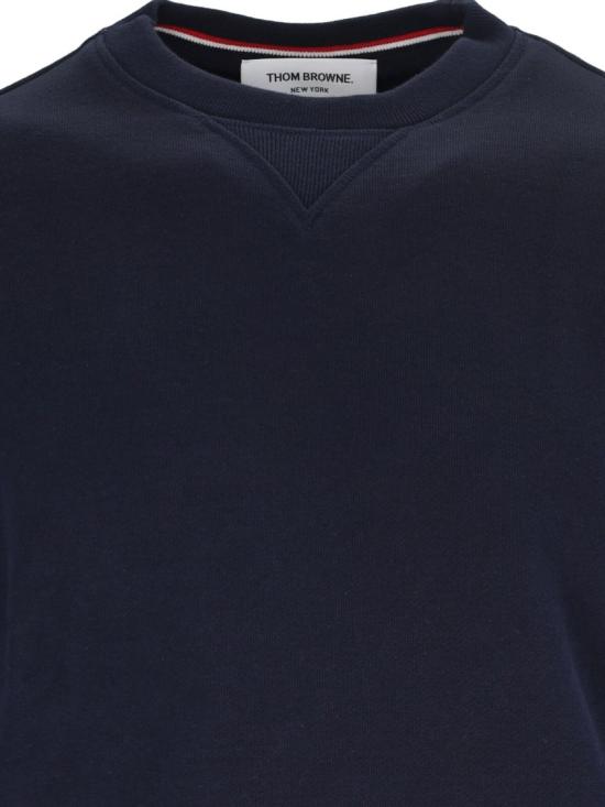 26SS 톰브라운 로고 패치 엔지니어드 4바 스웨트셔츠 MJT021H 00535461 Blue - THOM BROWNE