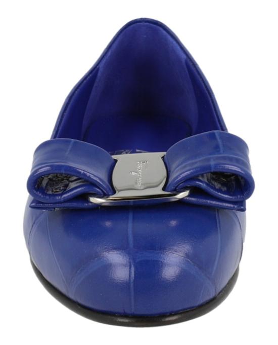  살바토레 페라가모 플랫 슈즈 01G188 763661 1B 40045 5 Blue - SALVATORE FERRAGAMO