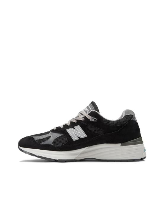 25FW 뉴발란스 스니커즈 2554030 Black - NEW BALANCE