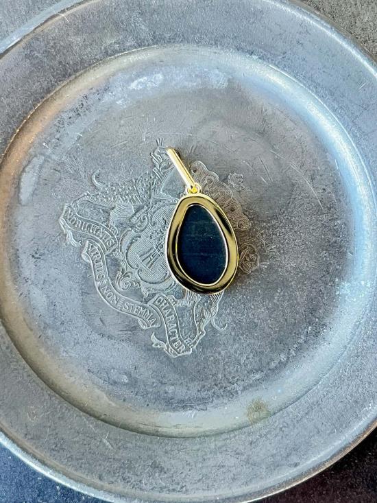  탯치 반지 짚으로 만든 조개껍질 오닉스 참 - THATCH