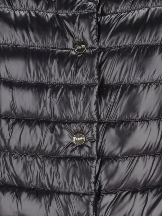 26SS 에르노 나일론 울트라라이트 리버시블 케이프 PI0769D 12017Z9319 Black - HERNO