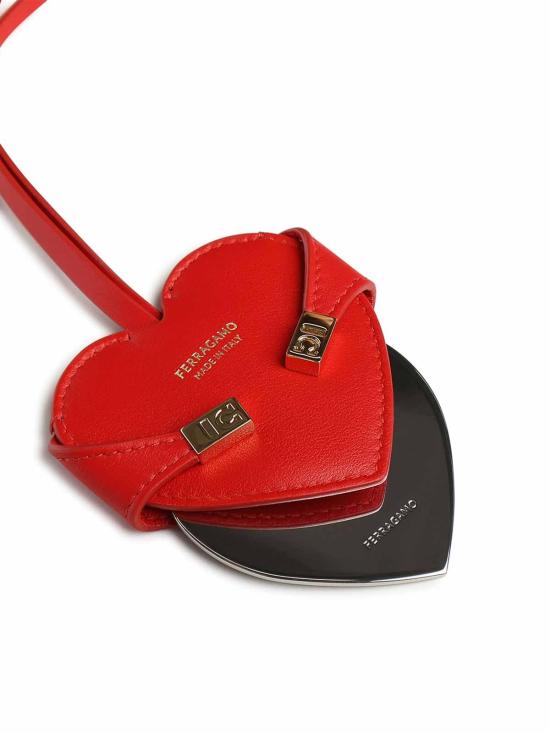 26SS 살바토레 페라가모 키링 221E14 Red - SALVATORE FERRAGAMO