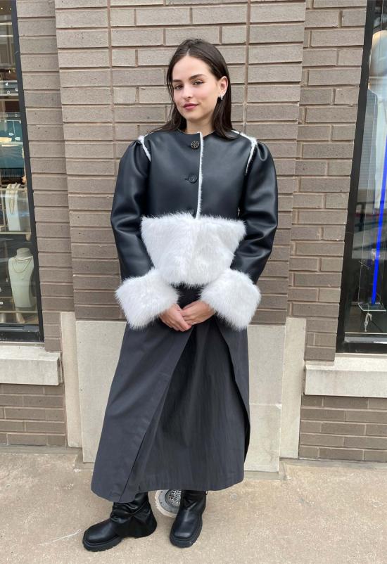  더 엔케이씨 스토어 코트 NKC 스토어 정품 가죽/인조 모피 재킷 블랙/화이트 - The NKC Store