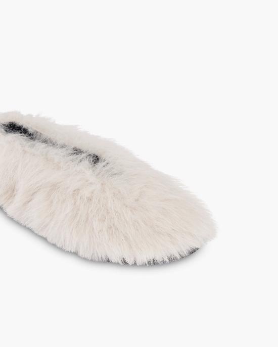 25FW 모스키노 플랫 슈즈 MA11300G0N 100 BIANCO - MOSCHINO