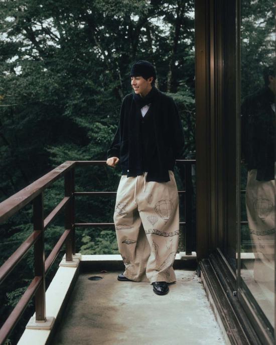  앵글런 치노 팬츠 앵글란 페인팅 벌룬  베이지 - ANGLAN