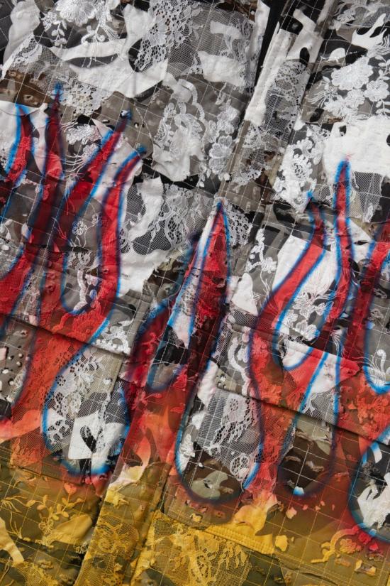  후 디싸이즈 워 패딩 누가 전쟁을 결정하는가 아크틱 플레임 파카 멀티컬러 - WHO DECIDES WAR