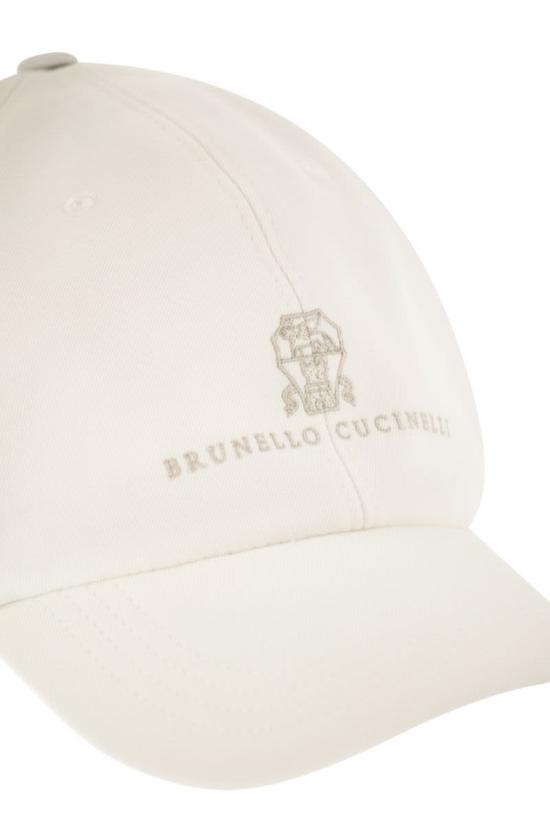 26SS 브루넬로 쿠치넬리 로고 자수 베이스볼 캡 M252D9850 CBN53 WHITE - BRUNELLO CUCINELLI