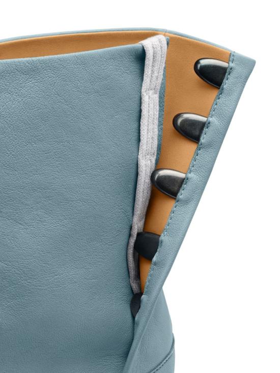 26SS 마르지엘라 타비 빈티지 레더 부츠 S58WU0246 P3753T6317 Blue - MAISON MARGIELA