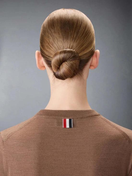  톰브라운 반팔 티셔츠 톰 브라운 파인 메리노 울 4바 티셔츠 (브라운) - THOM BROWNE