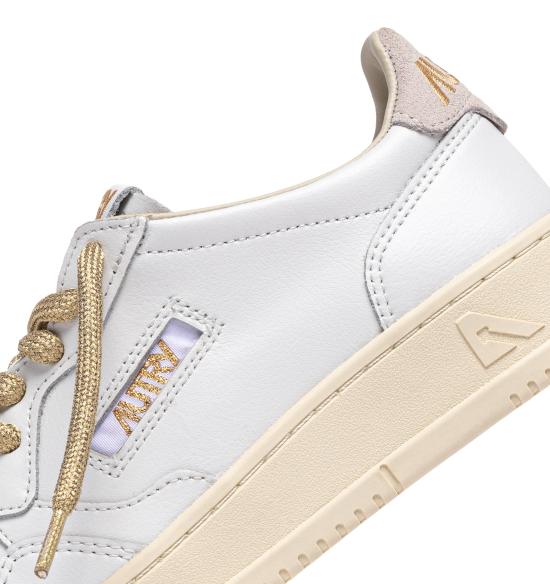 26SS 오트리 메달리스트 로우 스니커즈 AULWSW01 WHT WHT - AUTRY