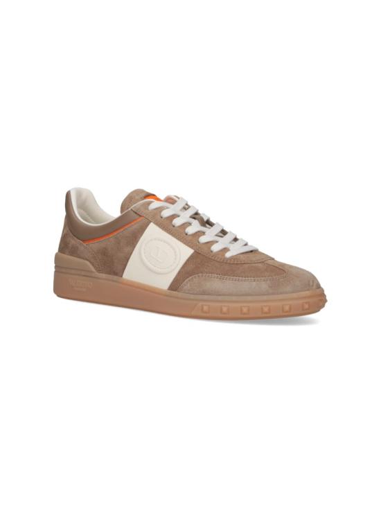 26SS 발렌티노 가라바니 크러스트 레더 나일론 업빌리지 로우 탑 스니커즈 8Y2S0H77LALBSB Brown - VALENTINO GARAVANI