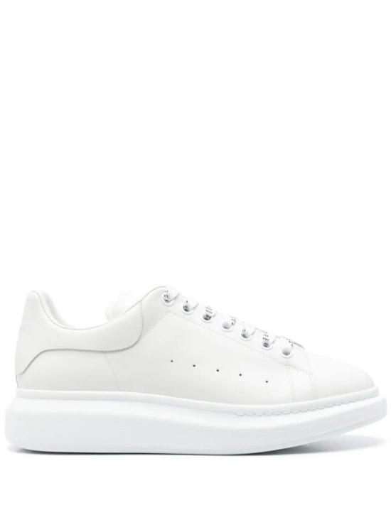 26SS 알렉산더 맥퀸 오버사이즈드 스니커즈 553770 WIAIG 9007 WHITE