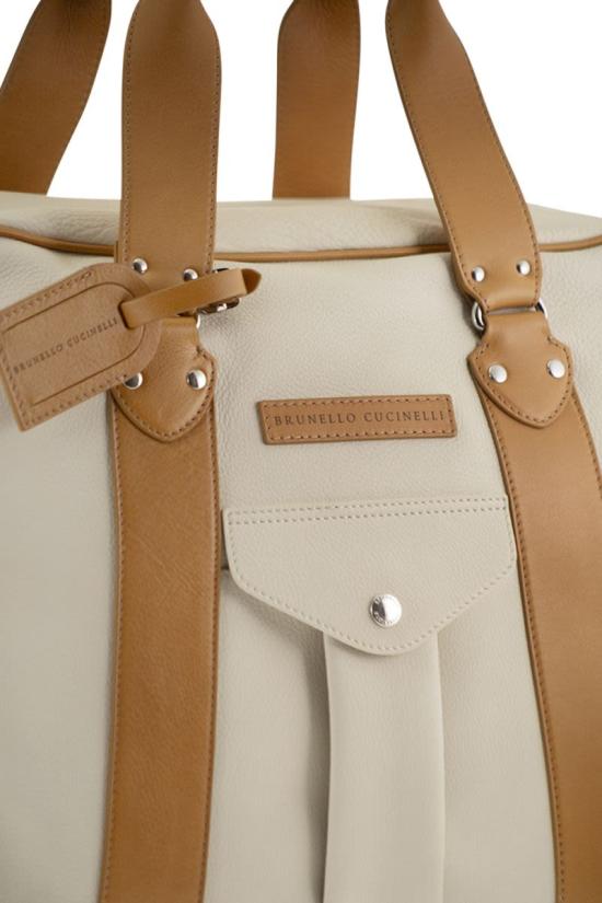 26SS 브루넬로 쿠치넬리 그레인드 카프스킨 스트리트 백 MBATBU394 COK17 NATURAL - BRUNELLO CUCINELLI