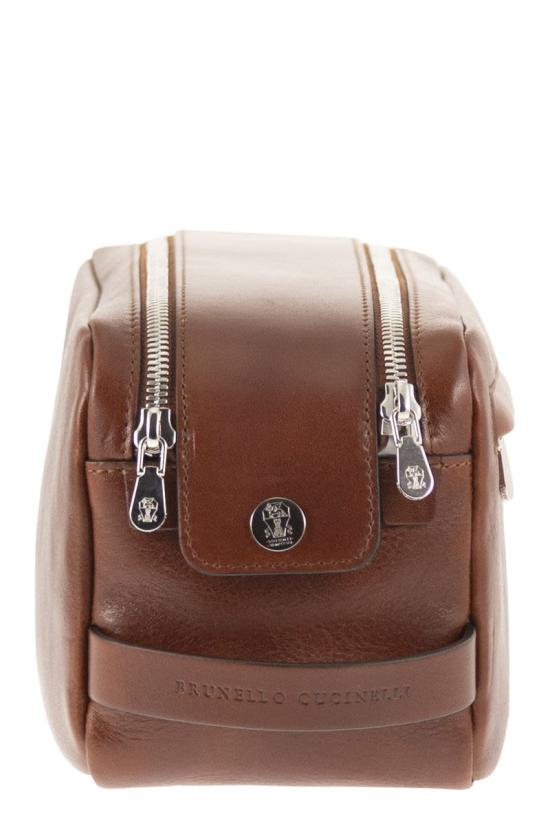 26SS 브루넬로 쿠치넬리 더블 지퍼 바케타 레더 뷰티 케이스 MWSHBU334 C9186 BROWN - BRUNELLO CUCINELLI