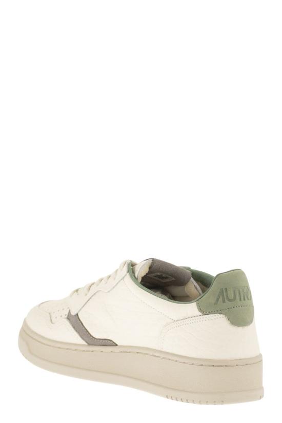 26SS 오트리 메달리스트 로우 스니커즈 AULMNE16 WHITE GREEN - AUTRY